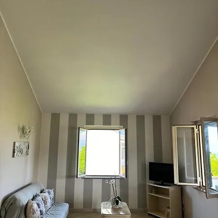 Apartment Briatico ブリアーティコ